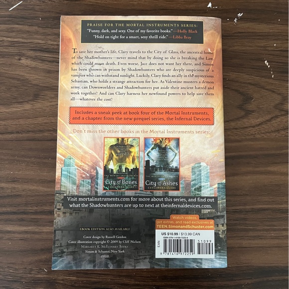 The Mortal Instruments: City of Glass by Cassandra Clare - Picture 2 of 5